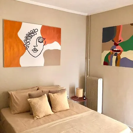 Bright Spacious Modern 3rd Flr City Oasis-sleeps 5 *